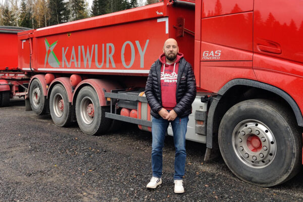 Kaiwur on investoinut mm. täysin biokaasulla toimivaan kalustoon.